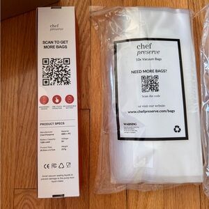 Chef Preserve Compact Vacuum Sealer- 30 bags included. NEW